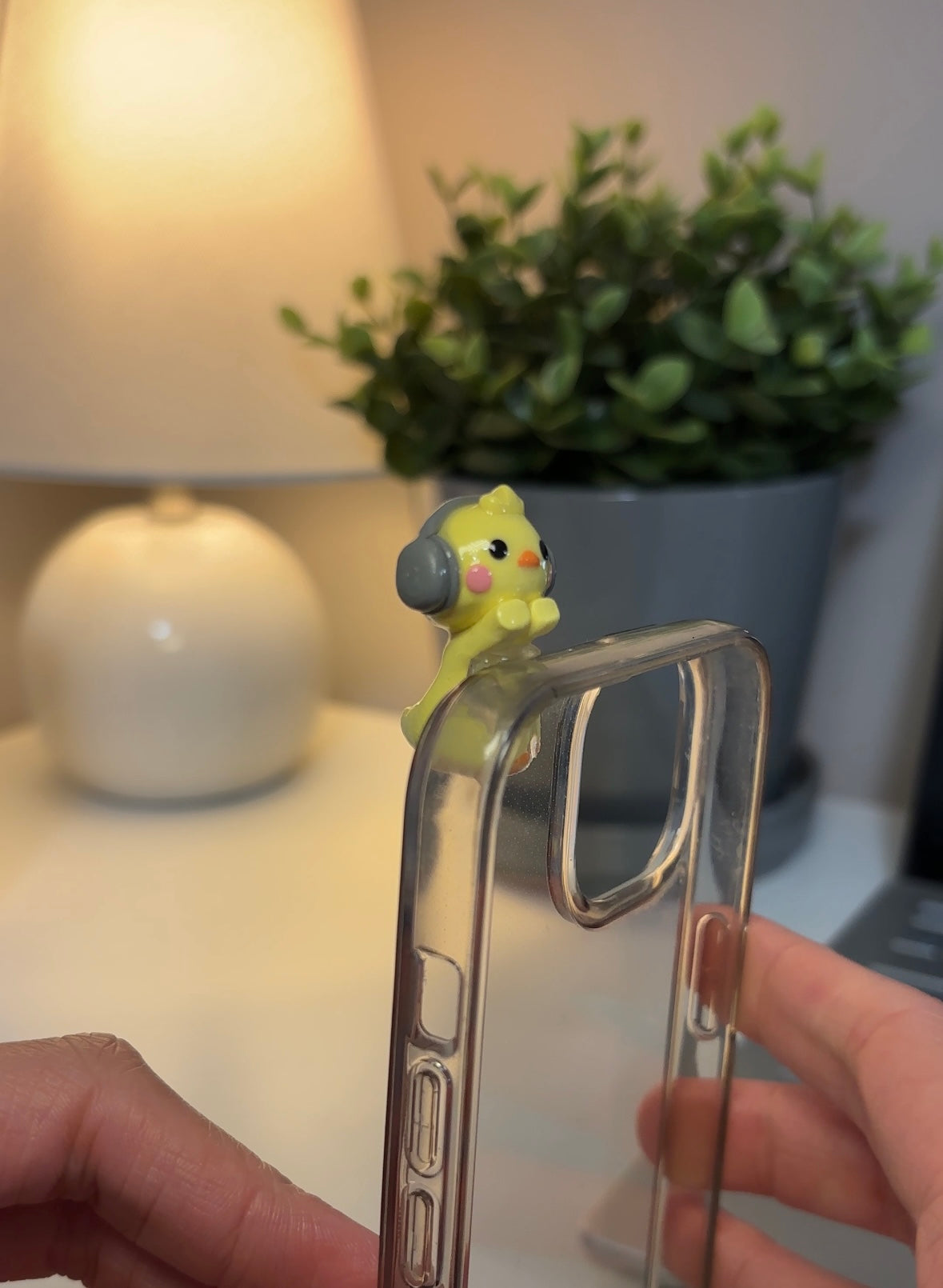 Luck Duck – Phone Hipper